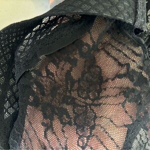 Delicate lace hosiery thigh highs - black with floral pattern size small